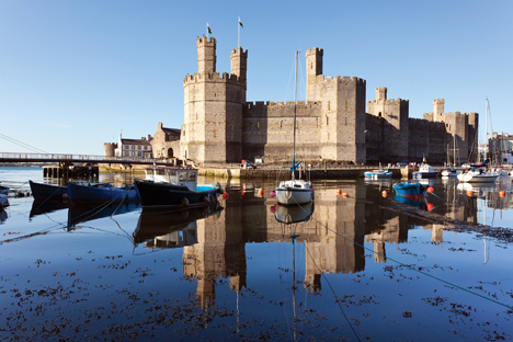 Global Communication Experts steuert PR für Visit Wales - Caernarfon Castle, eine Burg in Gwynedd in Wales; ©Visit Wales