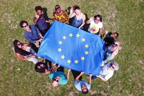 EU-Kommission verleiht neuen Preis an Städte und Kommunen - Im Jahr 2020 veröffentlichte die EU-Kommission Strategiepläne zur Bekämpfung von Rassismus und zur Gleichstellung von LGBTIQ – Foto: Website Europäische Kommission / Vertretung in Deutschland
