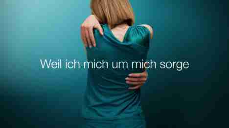 Social-Media-Kampagne "Hol Dir Hilfe" startet - Frauen und Mädchen sollten nach einer erfolgten Vergewaltigung unbedingt medizinische Hilfe in Anspruch nehmen. Darauf weist das Kampagnenmotiv "Hol Dir Hilfe" hin - Foto: Frauennotruf Frankfurt