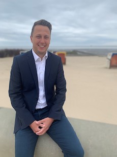 Marcel Kolbenstetter ist Pressesprecher der Stadt Cuxhaven - Marcel Kolbenstetter, seit neuestem Pressesprecher von Cuxhaven, war zuvor Redakteur; Foto: Stadt Cuxhaven