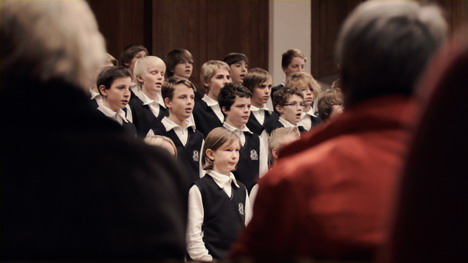 International Children's Fund startet Viral-Spot zum Weltkindertag -