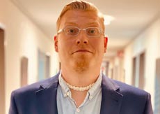 Jon Mendrala spricht für die Hamburger Wissenschaftsbehörde - Jon Medrala; Foto: BWFGB