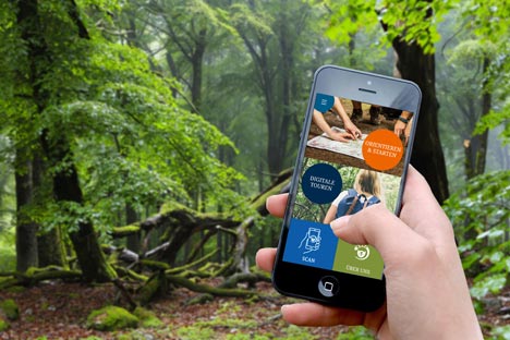 Nationalpark-Hunsrück-Hochwald-App verbindet High Tech und Naturerlebnis - Die mobile Anwendung soll Umweltbildung, Naturerleben, Forschung und touristische Produktentwicklung vereinen: Foto: nlphh.de | Pixabay/JESHOOT-com | Konrad Funk