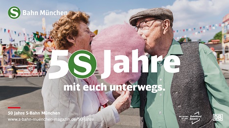 S-Bahn München feiert 50. Geburtstag - Das Motto "50 Jahre mit euch unterwegs" ist nur eines von fünf Motiven für die Jubiläumskampagne der S-Bahn München – Foto: Huth + Wenzel Werbeagentur GmbH