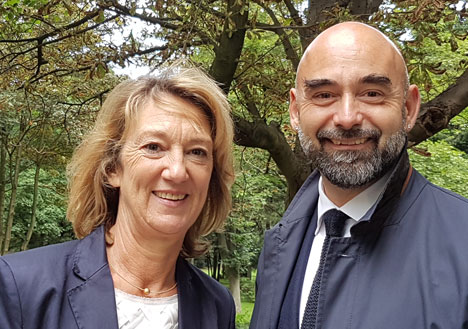 Edwin Jacobs und Leane Schäfer sprechen für das Netzwerk RuhrKunstMuseen - Treten gemeinsam für die Interessen der RuhrKunstMuseen auf: Leane Schäfer, Leiterin des Kunstmuseums Gelsenkirchen, und Edwin Jacobs, Leiter des Dortmunder U; Foto: RuhrKunstMuseen