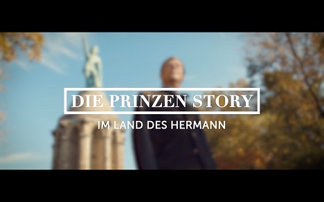 Lippe Tourismus punktet mit Filmen auf Social Media - Prinz Stephan zur Lippe präsentiert die Wander- und Kulturregion Lippe in einer Filmreihe; Foto: obs / Lippe Tourismus und Marketing GmbH