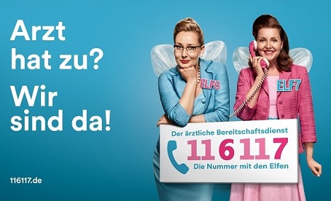 KBV bewirbt ärztlichen Bereitschaftsdienst - Bundesweit ist die Kampagne mit den beiden Schauspielerinnen Monika Anna Wojtyllo (l.) und Melanie Stahlkopf in einem TV-Spot zu sehen; Foto: Serviceplan