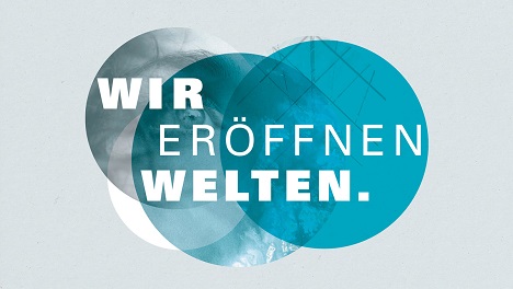 Uni Augsburg präsentiert neuen Markenauftritt der Wissenschaftlichen Fakultät - Das neue Corporate Design der Wissenschaftlichen Fakultät der Uni Augsburg soll schrittweise auf der Website, in Printbroschüren und in sozialen Medien implementiert werden; Foto: Zeichen & Wunder