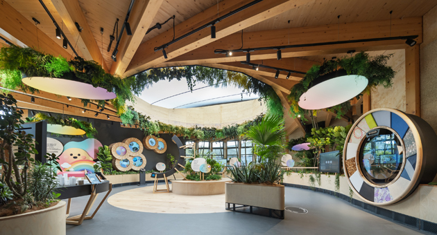 Deutscher Pavillon steht im Zeichen der Kreislaufwirtschaft - In der Ausstellung des Deutschen Pavillons begeben sich die Besucher*innen auf eine multisensorische Reise, in der sie Visionen für das Leben in einer zirkulären Gesellschaft kennenlernen - Foto: Stefan Schilling