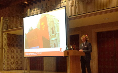Kongress "History sells?" widmet sich Geschichte und Marketing - Referent Dr. Alexander Schubert vom Historischen Museum der Pfalz Speyer auf dem Kongress "History sells" in Münster; Foto: yw